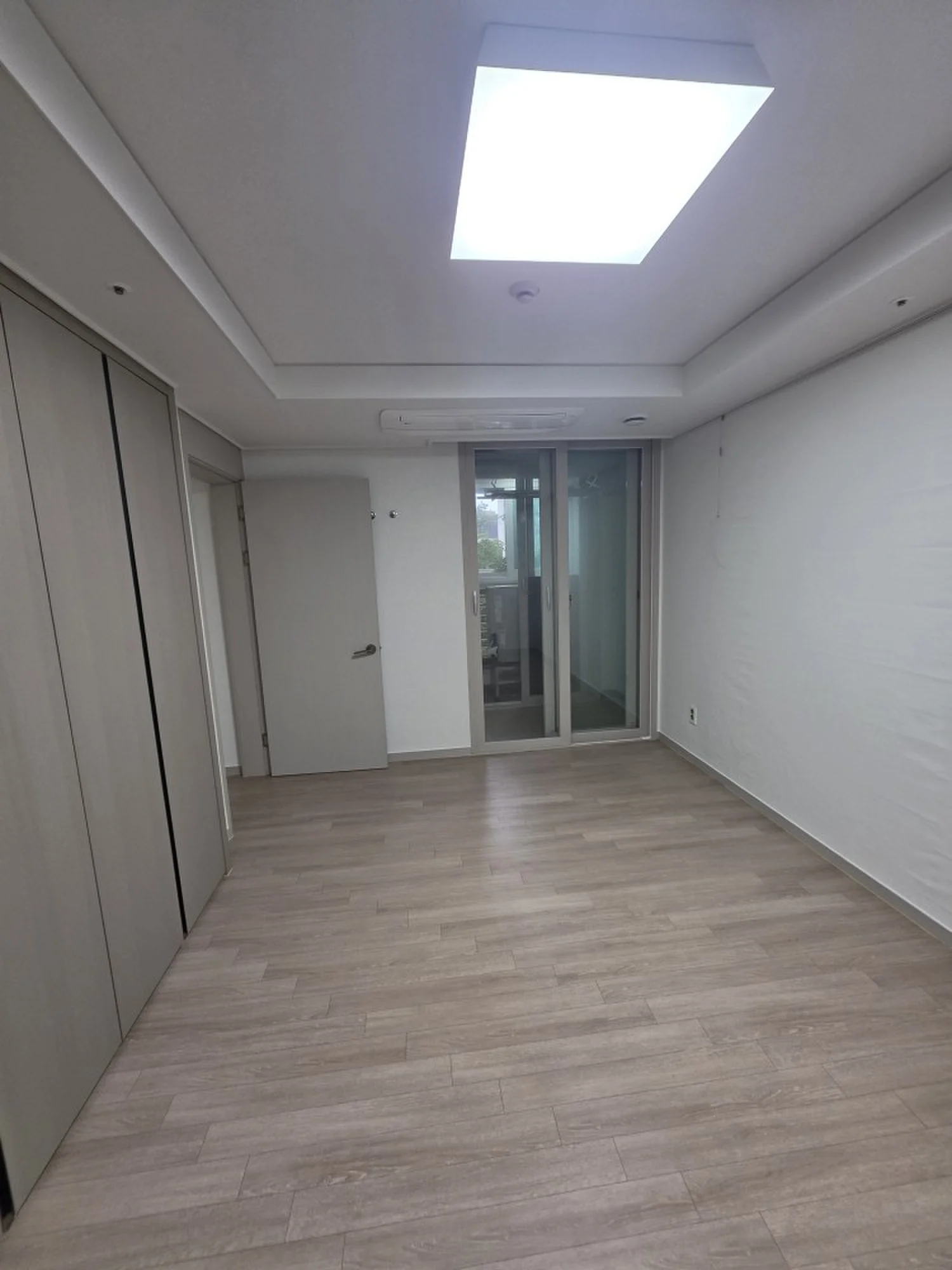 부천 역곡동 28평아파트 벽면 실크도배 시공 시공 사진